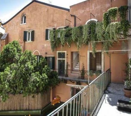 Apartamento Cortiletto Verona Exterior foto